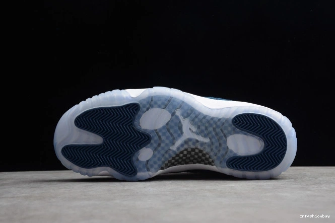 CD6846-102 Blue Low Jordan 11 Snakeskin Navy Air 0905